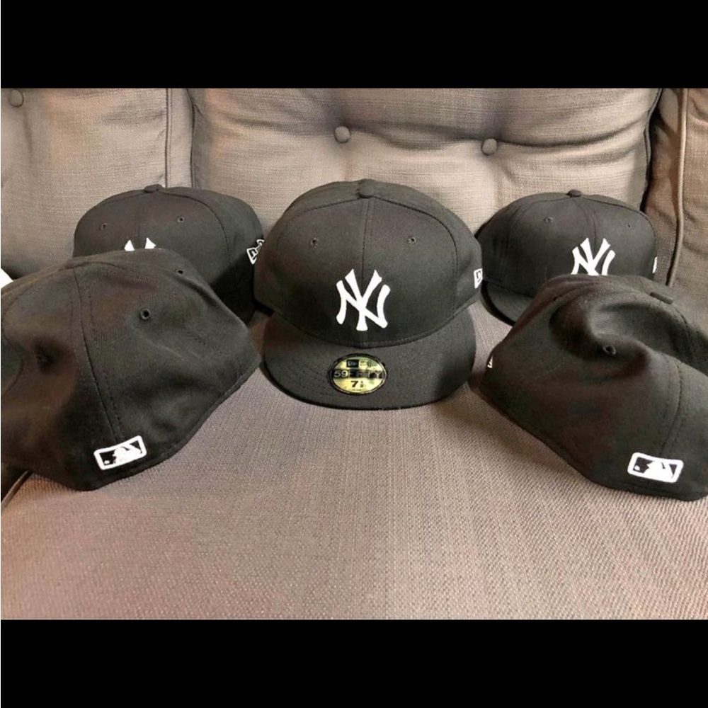 New Era yankee hats new different sizes